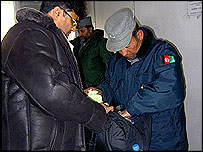  پليس در فرودگاه کابل