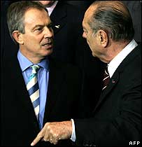 ژاک شيراک (راست) و تونی بلر