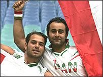 ईरानी फ़ुटबॉल टीम के समर्थक