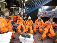 Discovery uzay mekiğinde bulunacak astronotlar