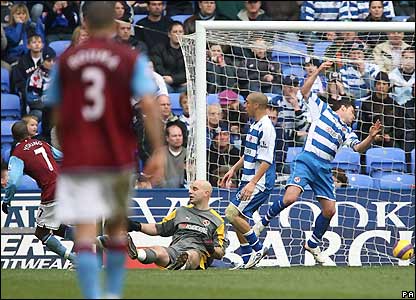 阿什利·扬进球