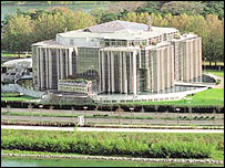 مقر پليس بين الملل در شهر ليون فرانسه