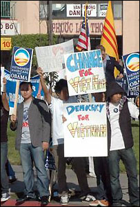 Người Việt ủng hộ Obama ở California, hình của blogger Hạo Nhiên