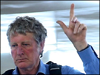 Stuart Collins makes a bid at the Cattle Market, Nottingham