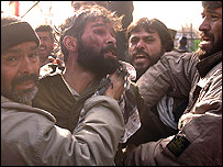 معلولان معترض