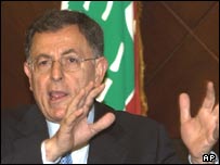 فواد سنيوره