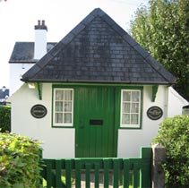 Garden Village Wendy house