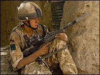 سرباز بريتانيايی در هلمند