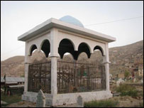 داستاد مقبره