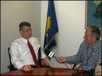 Hashim Thaçi dhe korrespondenti i BBC-së, Muharrem Nitaj