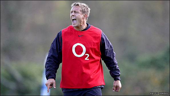 Jonny Wilkinson barks orders at his team-mates during England training in Surrey this week