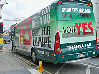 Yes campaign bus