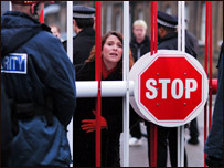 《若无好转》剧照