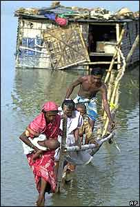 Enchente em Bangladesh