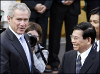 Hai lãnh đạo đã gặp nhau tại APEC ở HN