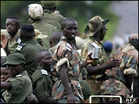 Combatentes da mílicia das FDLR