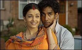 Aishwarya Rai and Naveen Andrews