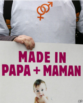 تظاهرات در اعتراض به قانونی شدن ازدواج همجنسگرایان