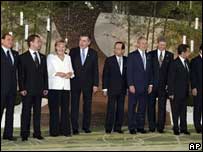 Liderii G8 s-au reunit în Japonia