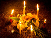 عزاداری برای کشته شدگان چین