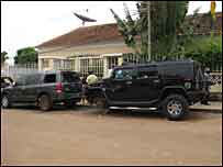 Viaturas danificadas