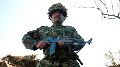 Soldado paquistaní (Foto: AP)