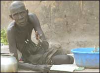 Darfur'daki yaşlı bir adam