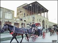 گردشگران در اصفهان