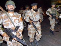 رینجرز کے اہلکار(فائل فوٹو)