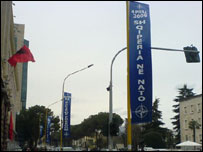 Parullë për NATO-n në Tiranë