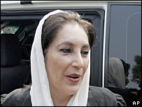 Cựu thủ tướng Pakistan Benazir Bhutto
