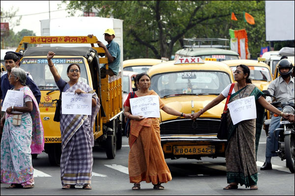 नंदीग्राम गोलीबारी का विरोध