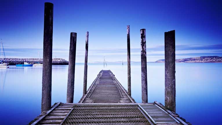 Harbwr Llandrillo-yn-Rhos gan Richard Outram