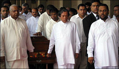 PM and Speaker bringing the body to parliament (photo Elmo Fernando)