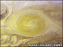 لکه سرخ کوچک مشتری - عکس از ناسا/آزمایشگاه فیزیک کاربری جانز هاپکینز/موسسه تحقیقاتی جنوب غربی 