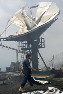 Vurulan bir uydu vericisi