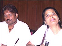 सीमा परिहार और कृष्णा मिश्रा