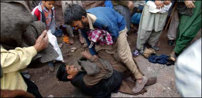 امدادی اشیاء کی لوٹ مار