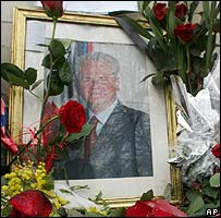 بلغراد میں ملاشوچ کی ایک حمائتی