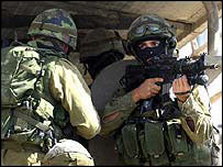 Soldados israelenses na Cisjordânia