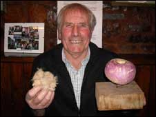 The 2008 Turnip Prize winner "Fleeced" by Ivor Prance 