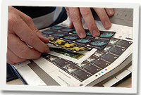 Gwerthu stampiau post 