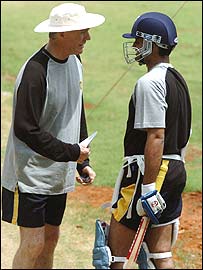 کوچ گریگ چیپل اور کپتان سورو گنگولی 