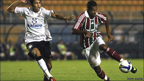 Fluminense playing against Corinthians
