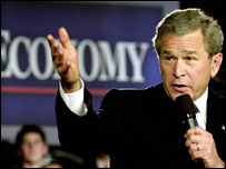 John Kerry acusou George W. Bush de ter administrado mal a economia americana