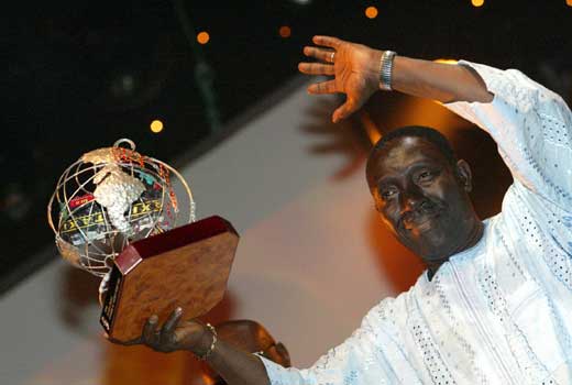 Orchestra Baobab receive award