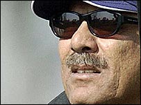 امپائر ڈیرل ہیئر