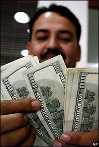 Cambista no Paquistão