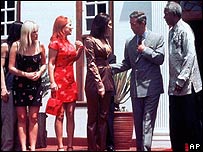 辣妹、查尔斯王子、曼德拉