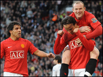 特维斯、鲁尼和贝巴